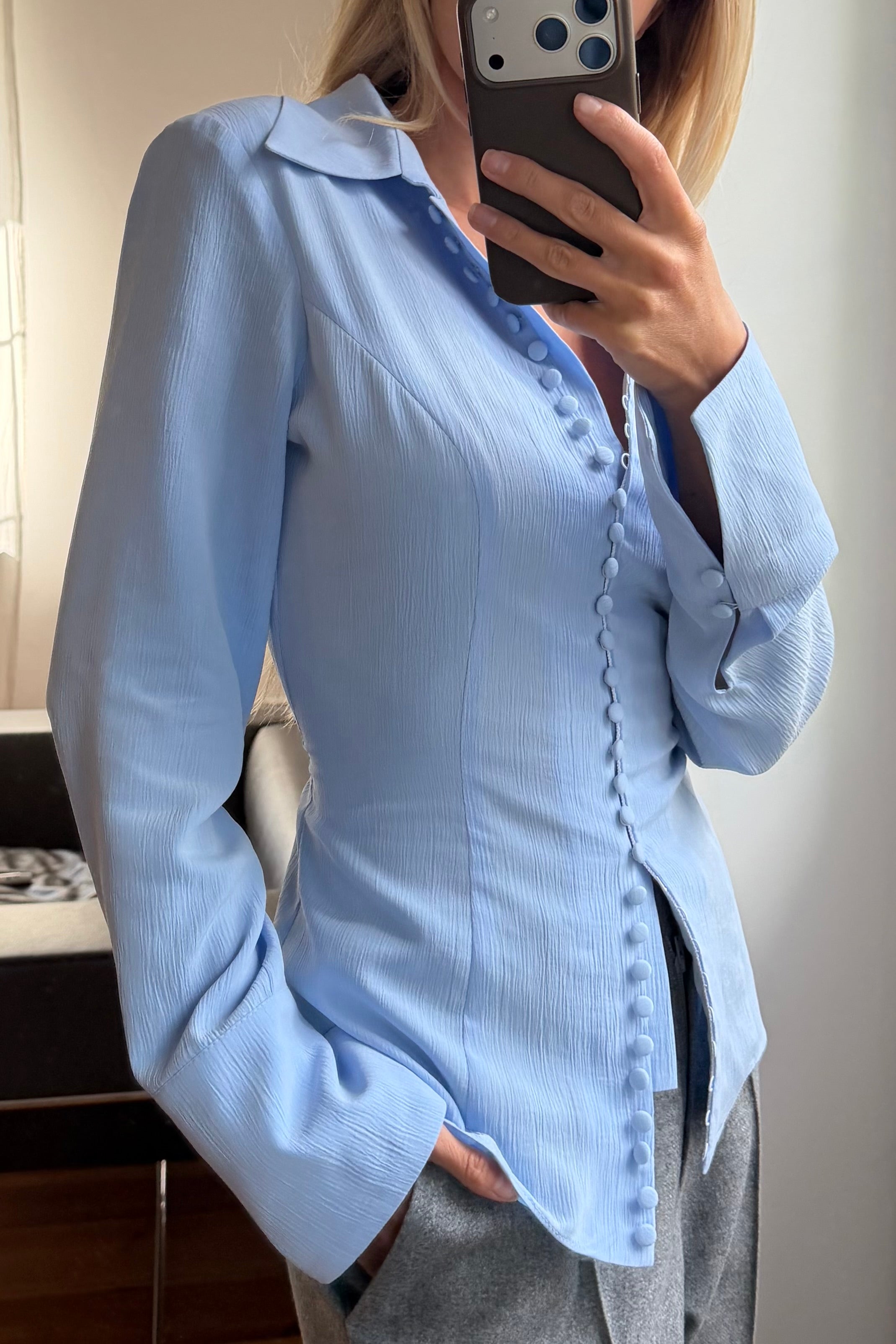 BOUTONNÉE SHIRT Baby Blue pre-order